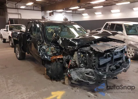 2019 Chevrolet Silverado 1500 Ld Silverado Custom z USA, uszkodzony, nr VIN 2GCVKMEC6K1155234